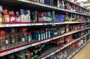 What times can alcohol be purchased in Scottish shops and supermarkets?